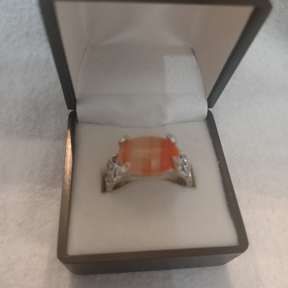 New order women's size 9 ring - Picture 1 of 3